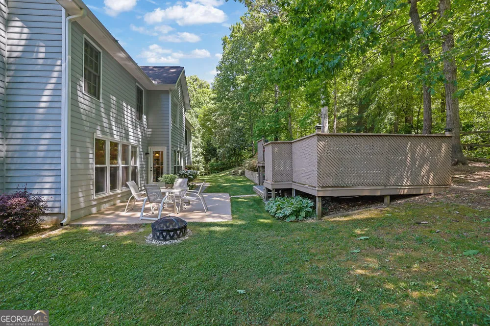 4616 Astible CIR NW Acworth, GA 30102