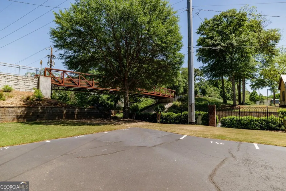 225 Oak ST Athens, GA 30605