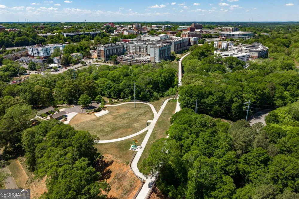 225 Oak ST Athens, GA 30605