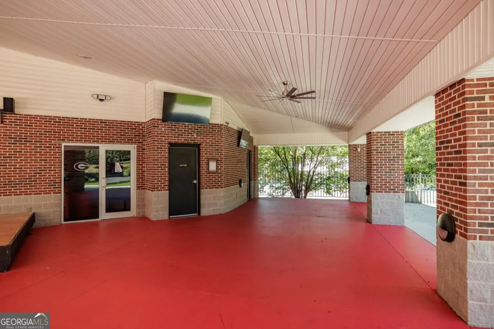 225 Oak ST Athens, GA 30605