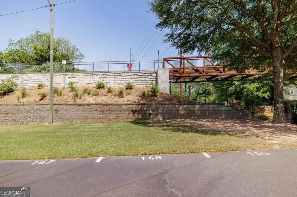 225 Oak ST Athens, GA 30605