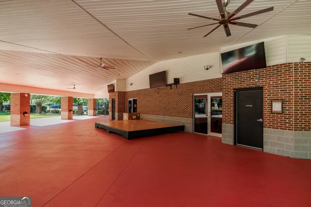 225 Oak ST Athens, GA 30605