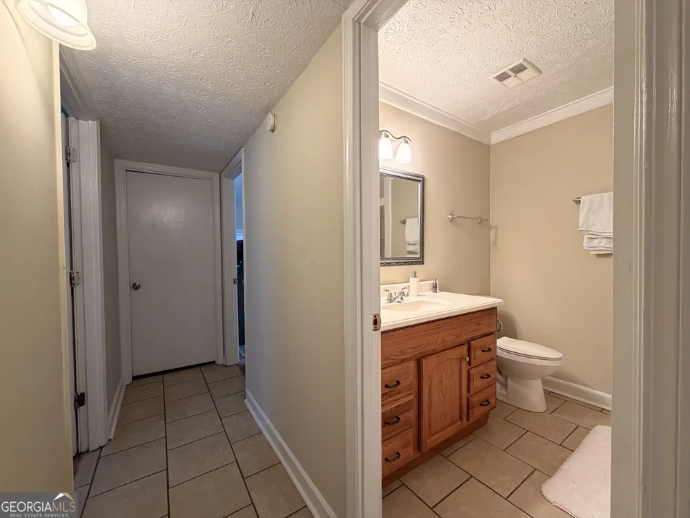 102 Welch PL Athens, GA 30606