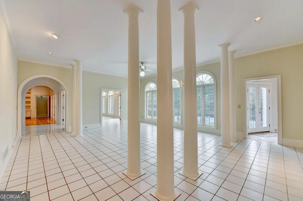 1000 Grayson PKWY Grayson, GA 30017