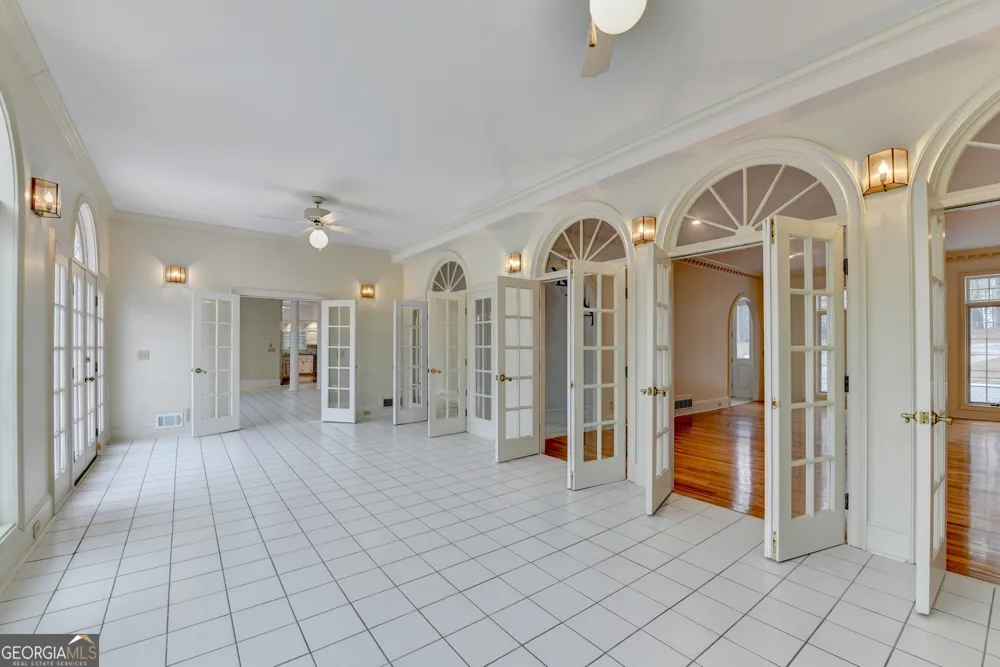 1000 Grayson PKWY Grayson, GA 30017
