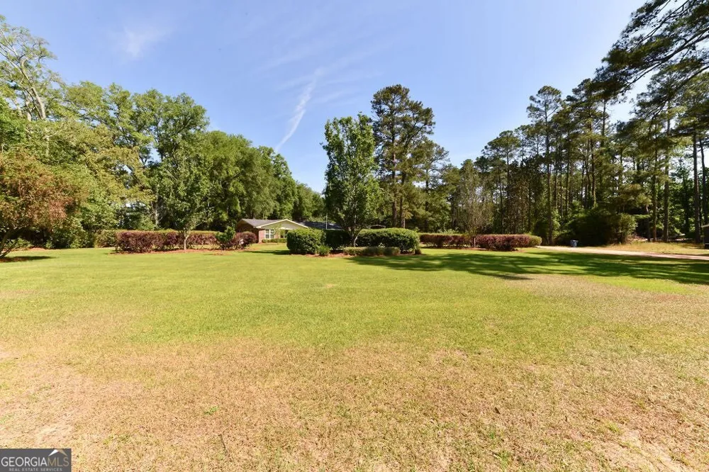 39 Adams ST Jesup, GA 31545