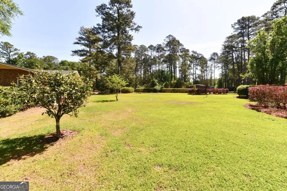 39 Adams ST Jesup, GA 31545