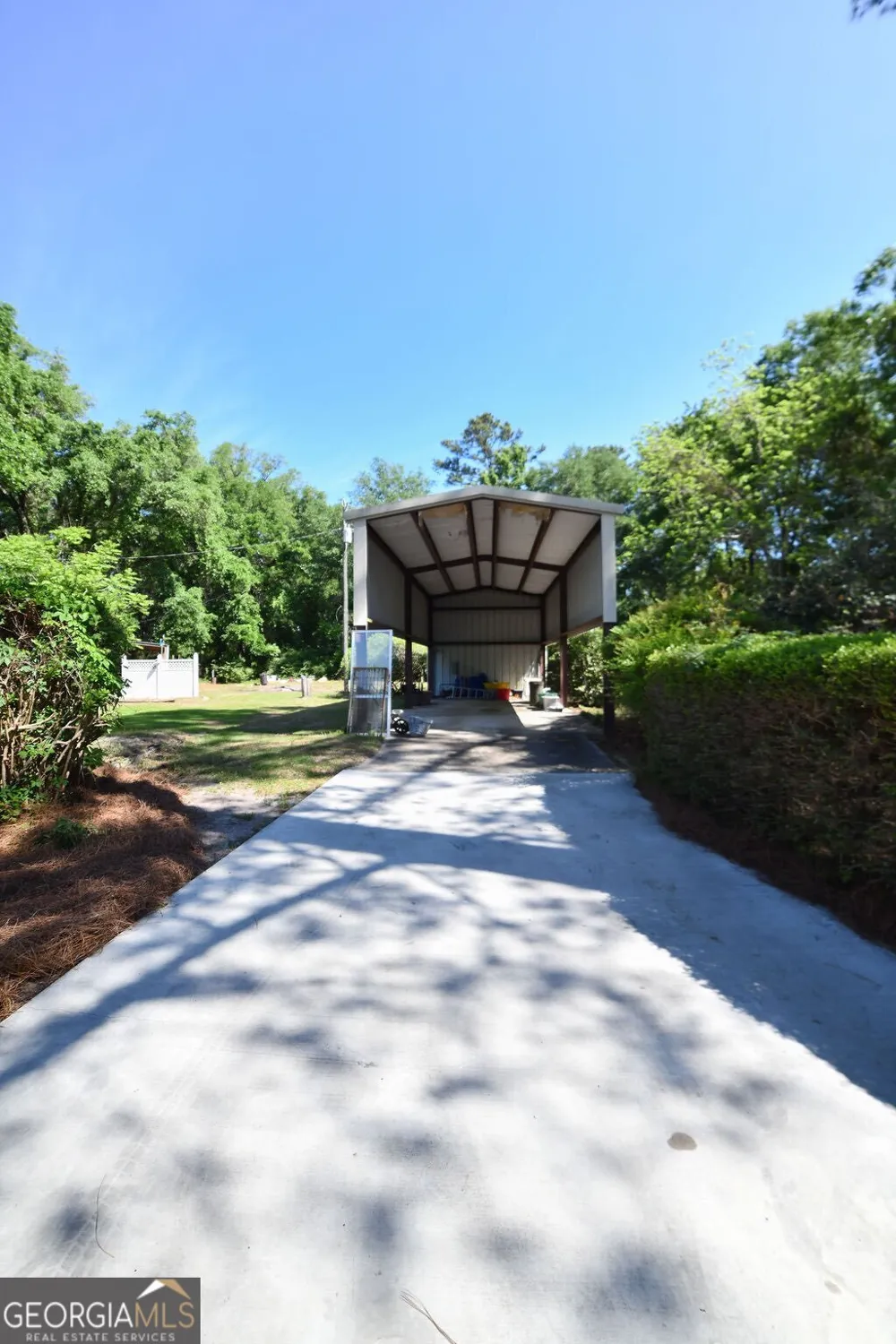 39 Adams ST Jesup, GA 31545
