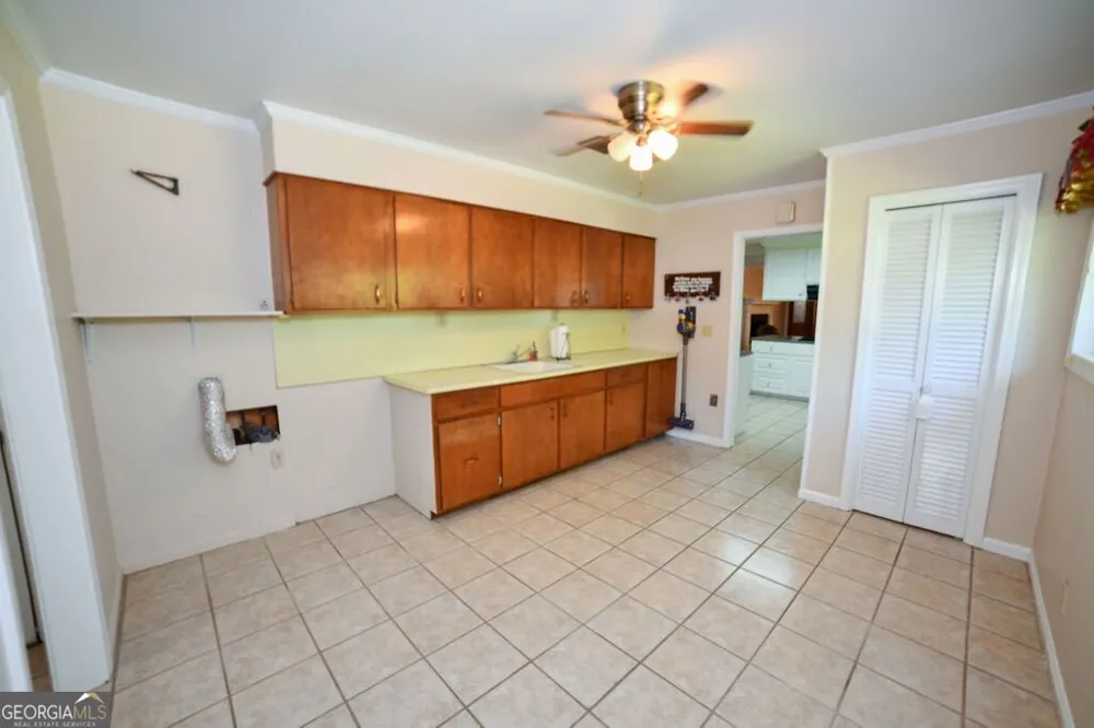 39 Adams ST Jesup, GA 31545