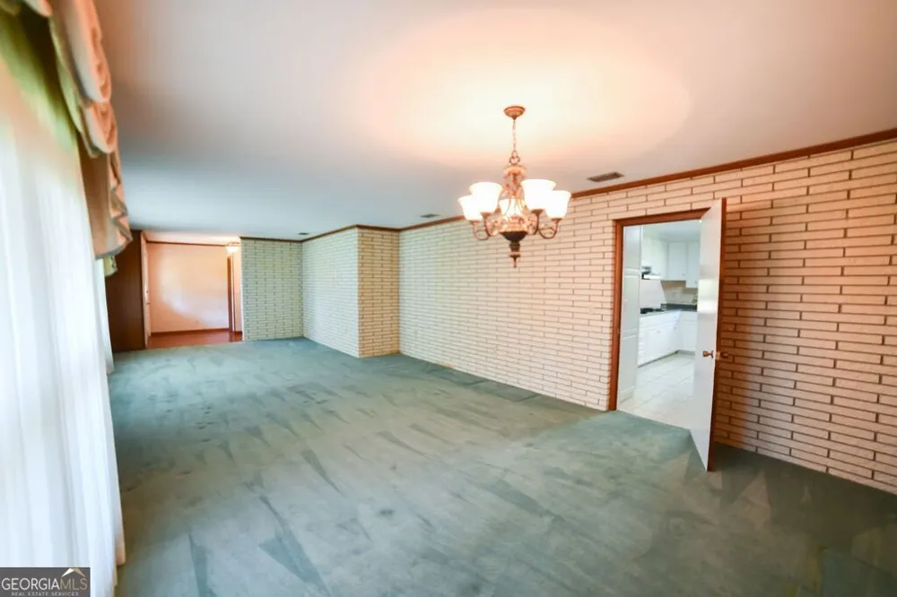 39 Adams ST Jesup, GA 31545