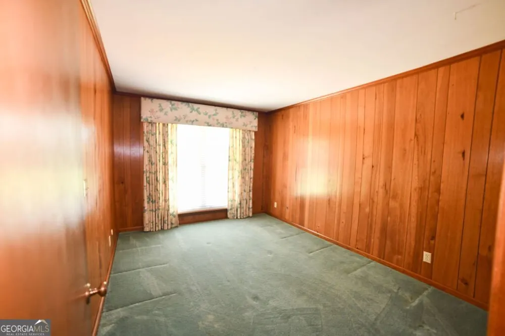 39 Adams ST Jesup, GA 31545