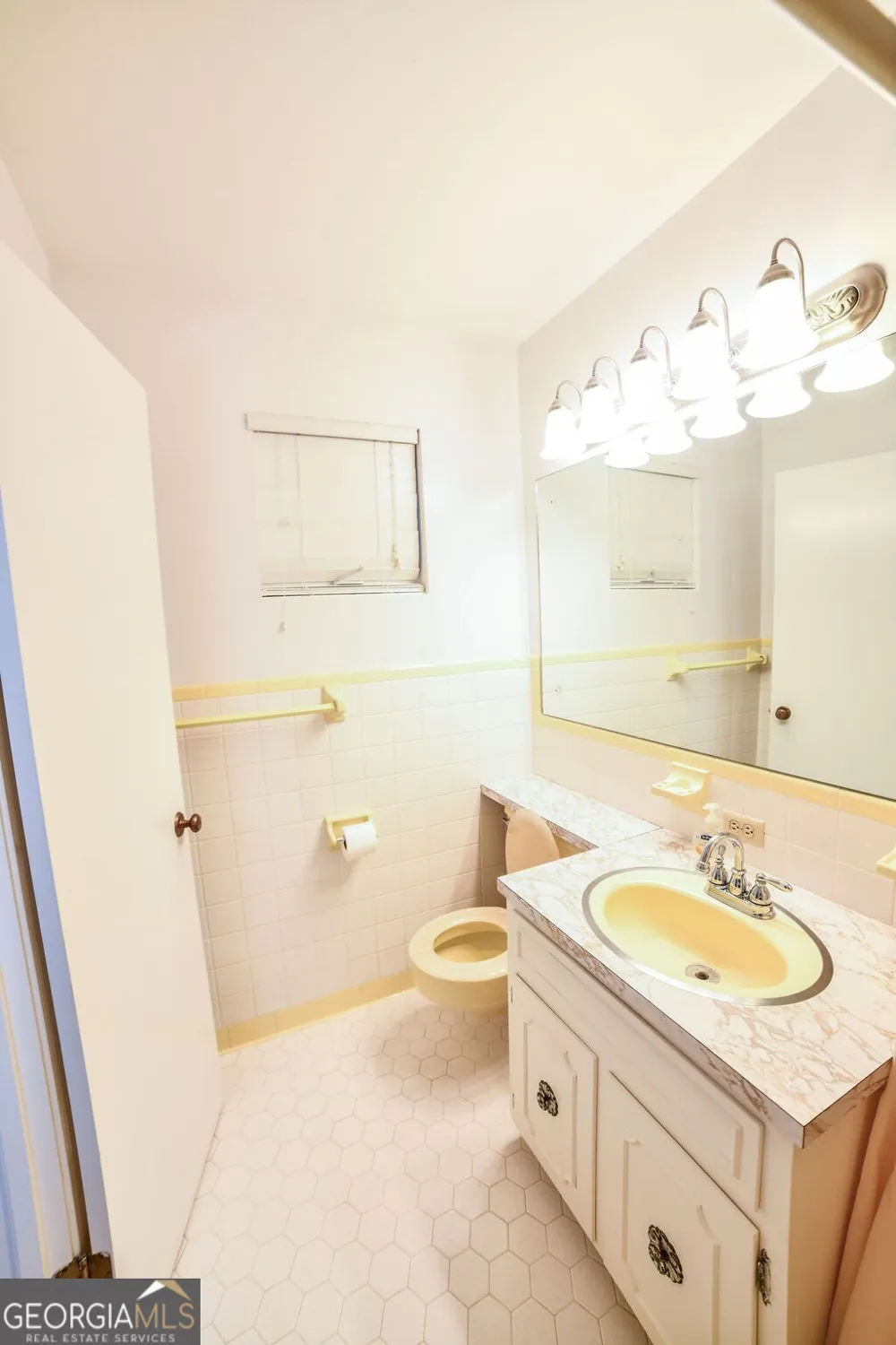 39 Adams ST Jesup, GA 31545