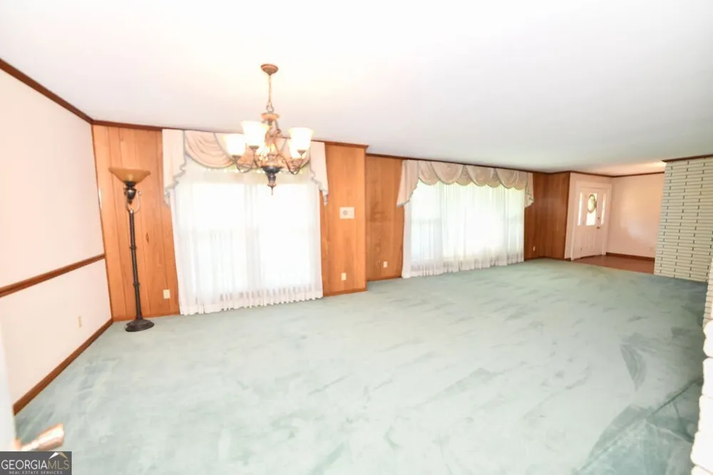 39 Adams ST Jesup, GA 31545