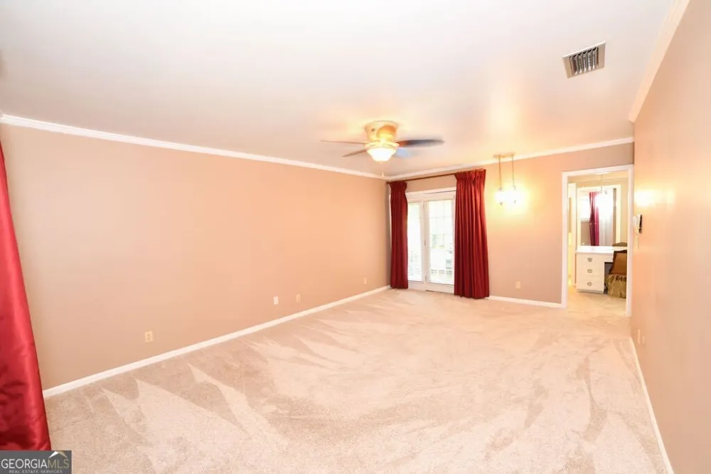 39 Adams ST Jesup, GA 31545