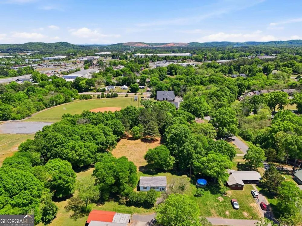 102 Jackson DR SE Adairsville, GA 30103