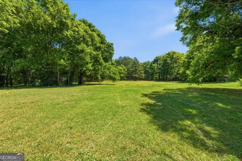 102 Jackson DR SE
