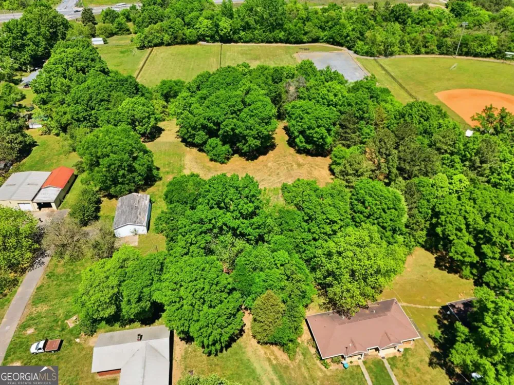 102 Jackson DR SE Adairsville, GA 30103