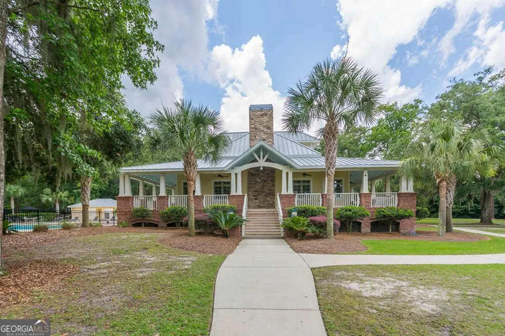 105 Lone Pine CT Waverly, GA 31565