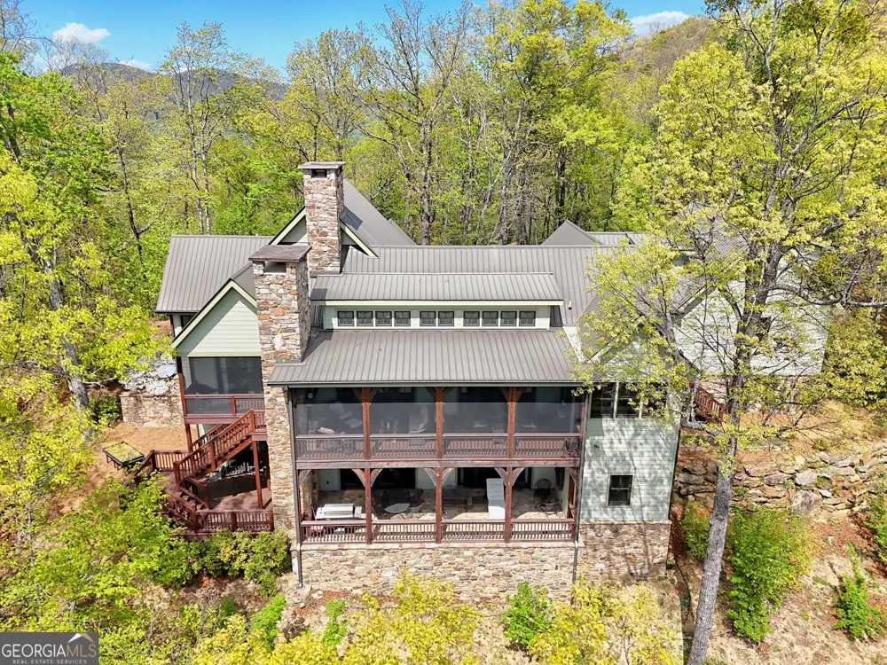 913 Tiger Pass DR Tiger, GA 30576