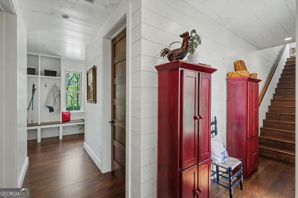 913 Tiger Pass DR Tiger, GA 30576