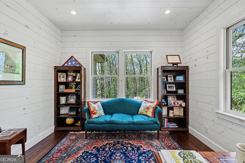 913 Tiger Pass DR Tiger, GA 30576