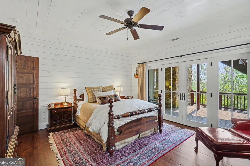 913 Tiger Pass DR Tiger, GA 30576