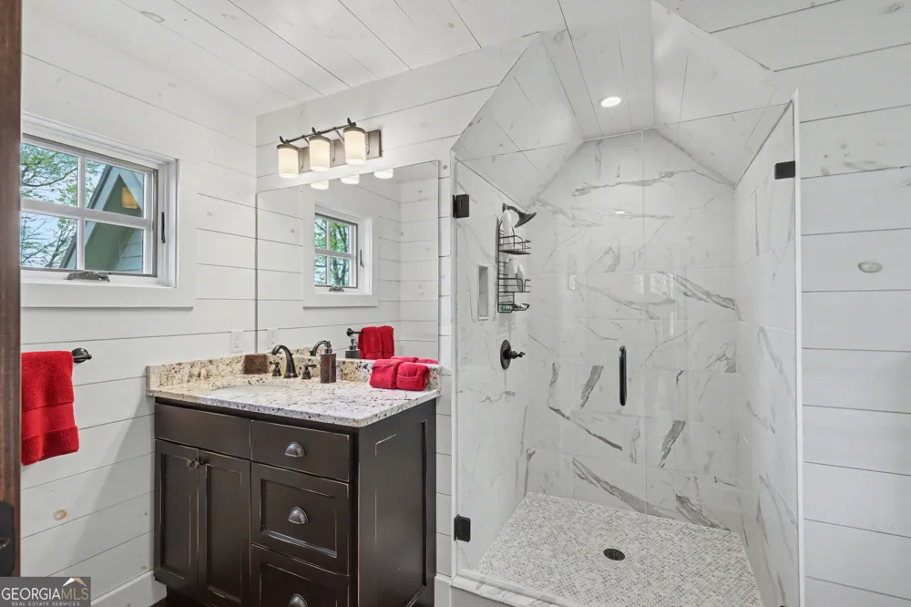 913 Tiger Pass DR Tiger, GA 30576