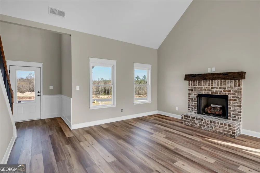 442 Burlington DR Lizella, GA 31052