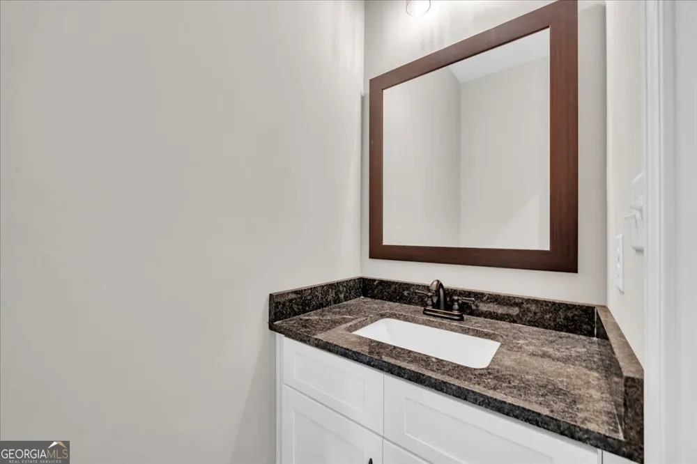 442 Burlington DR Lizella, GA 31052