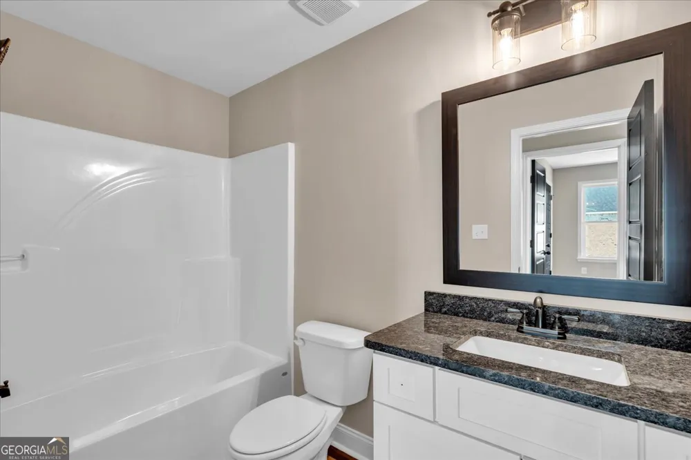 442 Burlington DR Lizella, GA 31052