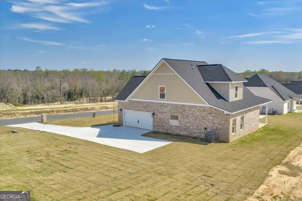 442 Burlington DR Lizella, GA 31052
