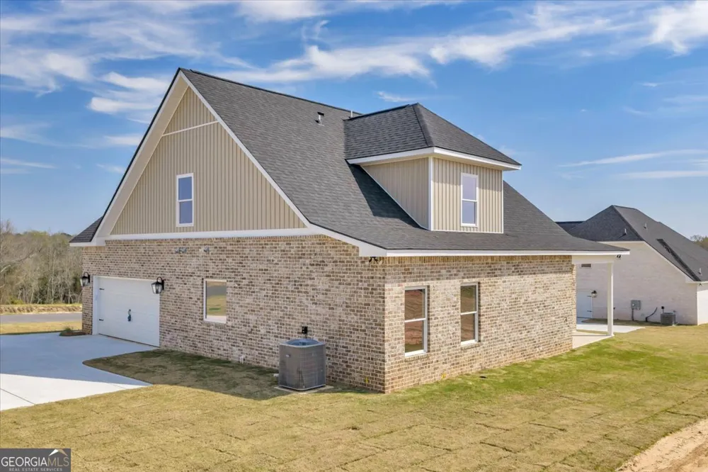 442 Burlington DR Lizella, GA 31052