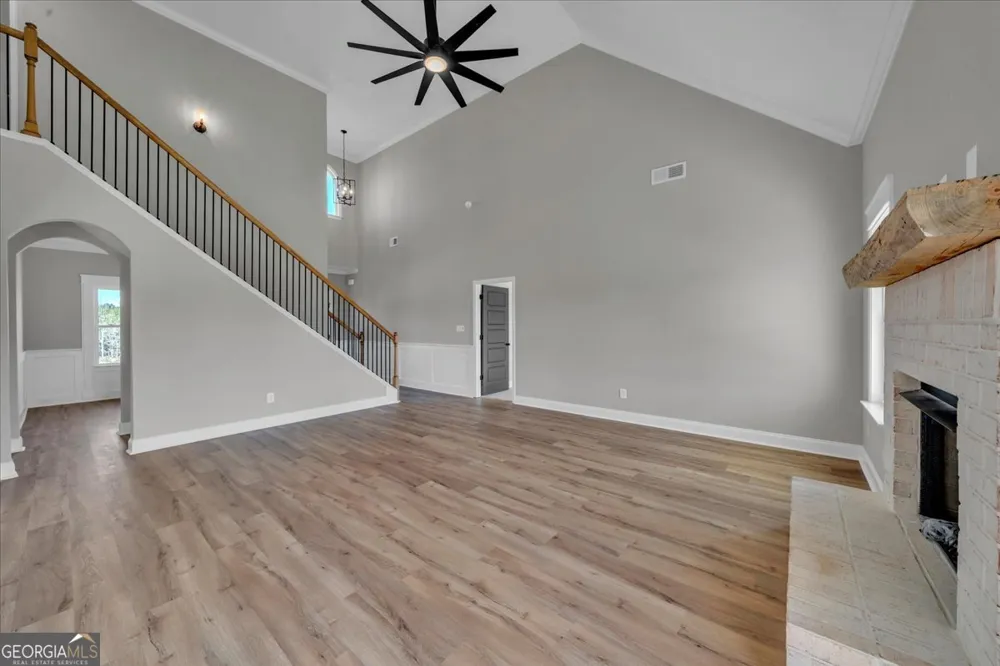 438 Burlington DR Lizella, GA 31052