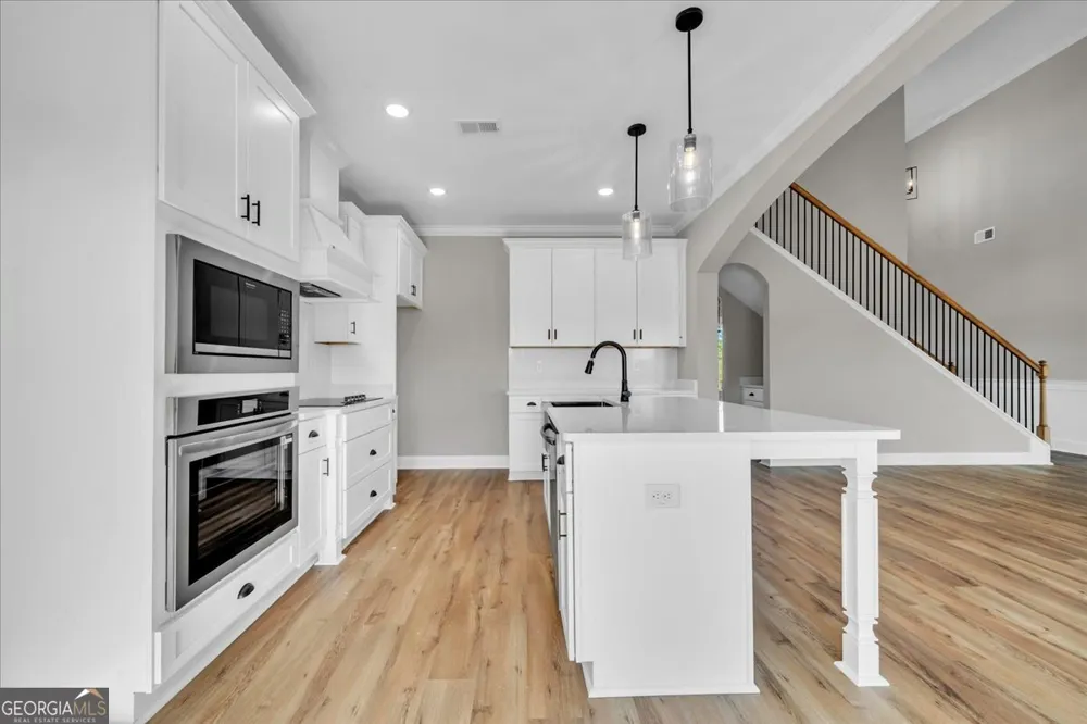 438 Burlington DR Lizella, GA 31052