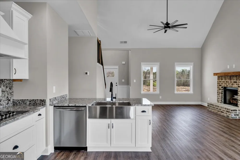 426 Burlington DR Lizella, GA 31052