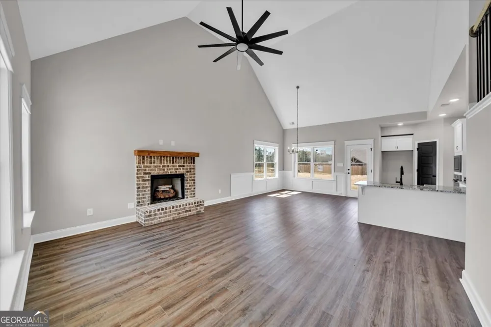 426 Burlington DR Lizella, GA 31052