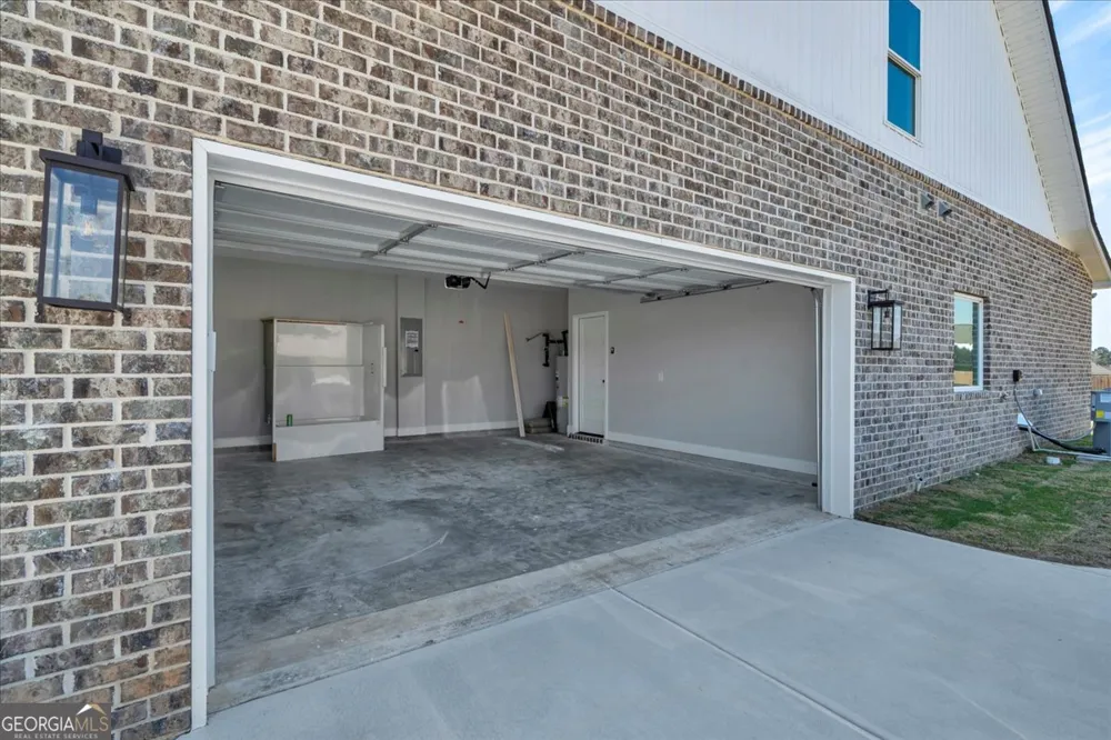 426 Burlington DR Lizella, GA 31052