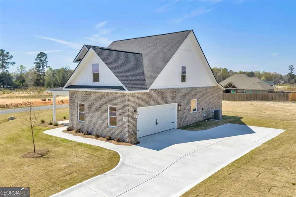 426 Burlington DR Lizella, GA 31052