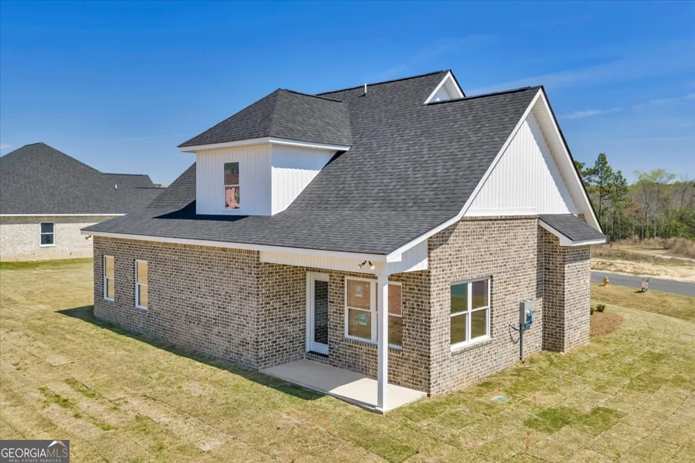 426 Burlington DR Lizella, GA 31052