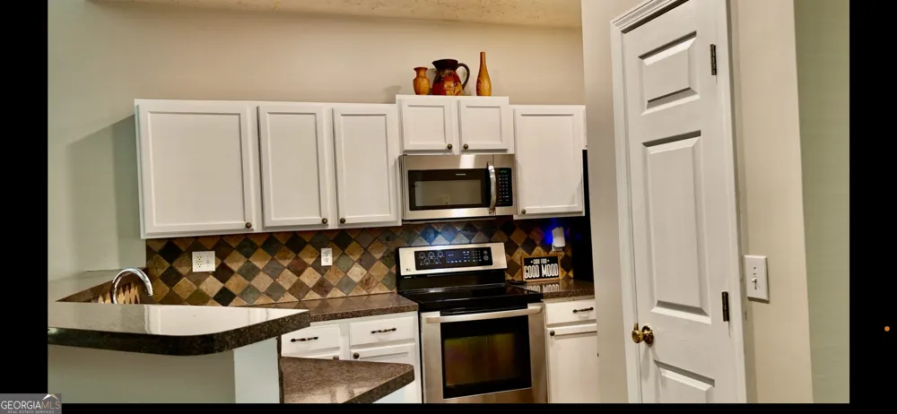 4911 Oak Meadow LN Oakwood, GA 30566