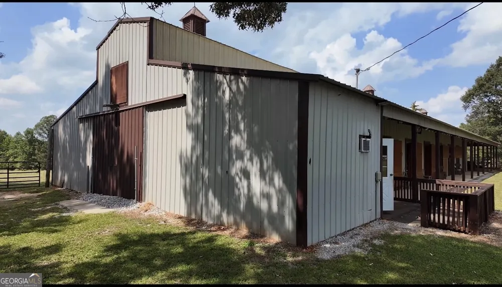 2011 Stinchcomb RD Dewy Rose, GA 30634