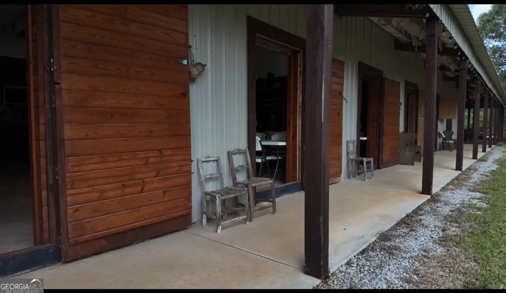 2011 Stinchcomb RD Dewy Rose, GA 30634