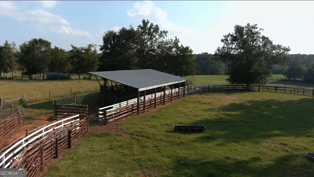 2011 Stinchcomb RD Dewy Rose, GA 30634