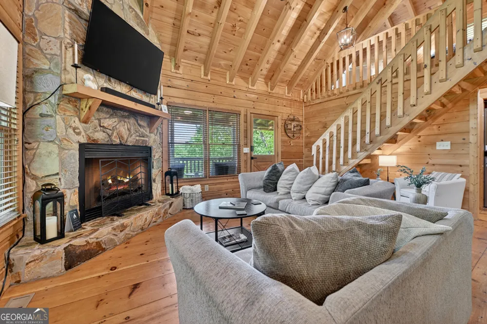 40 Joanna CT Cherry Log, GA 30522