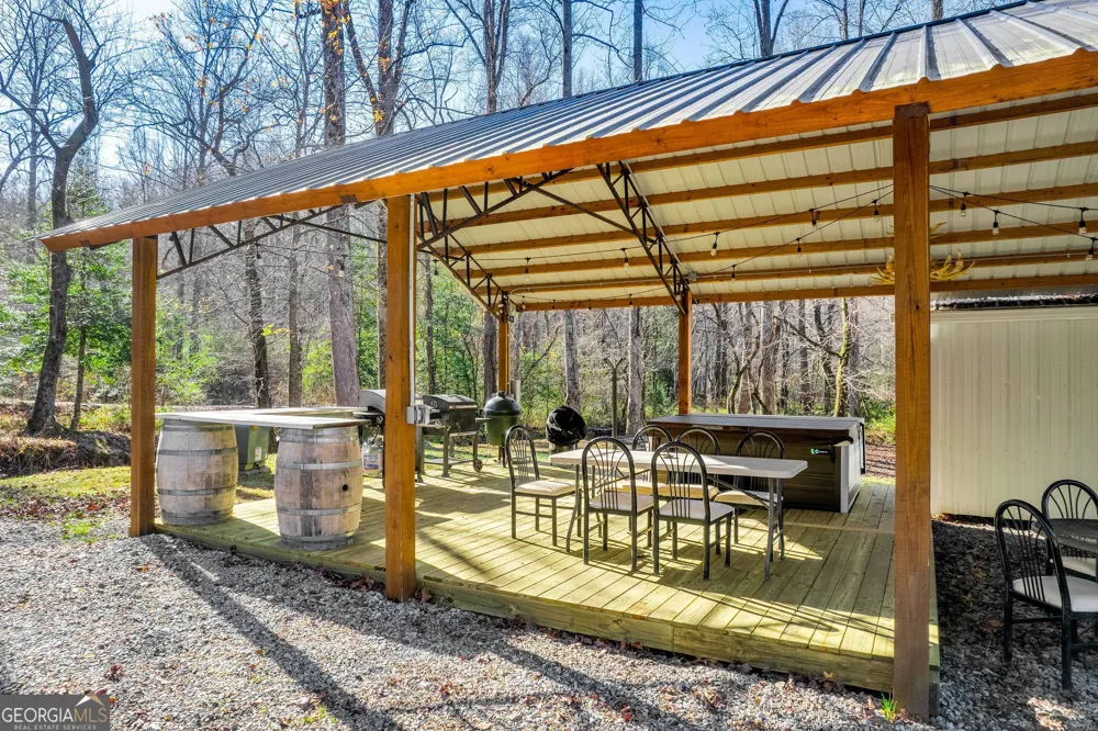 284 & 286 Duncan Bridge RD Sautee Nacoochee, GA 30571