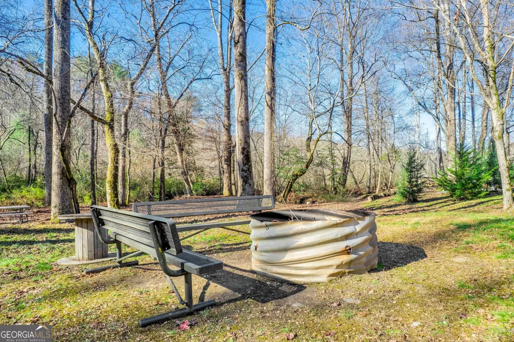 284 & 286 Duncan Bridge RD Sautee Nacoochee, GA 30571