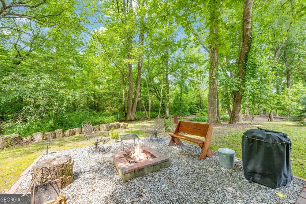 284 & 286 Duncan Bridge RD Sautee Nacoochee, GA 30571
