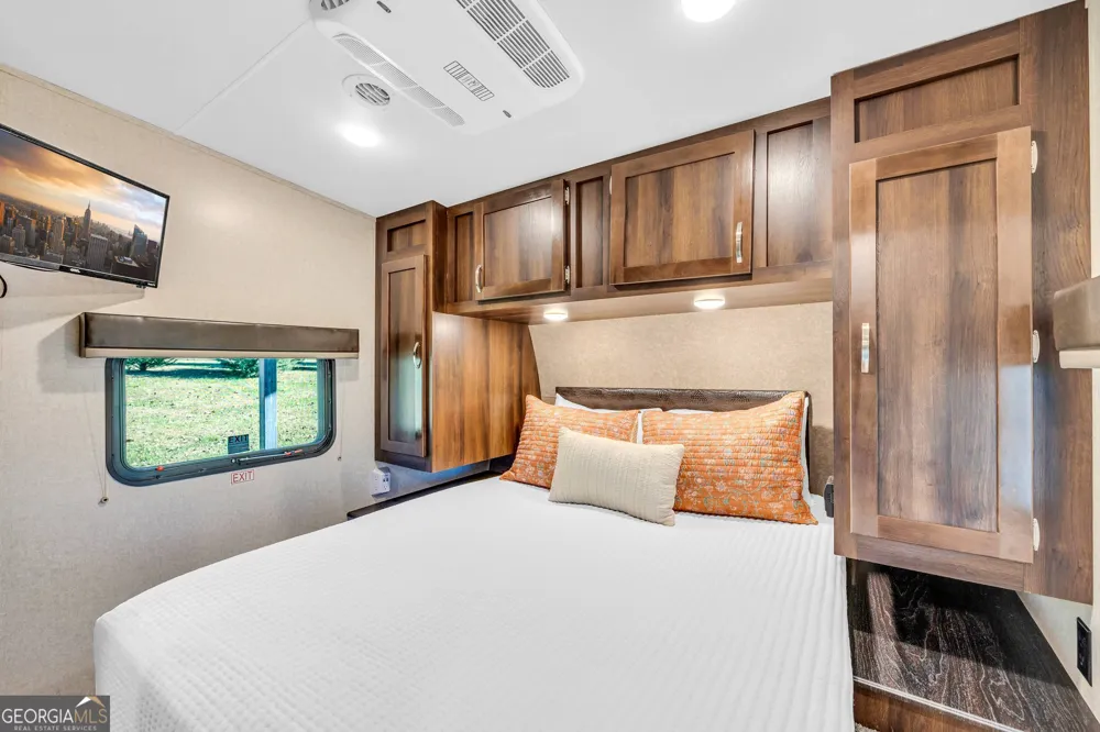 284 & 286 Duncan Bridge RD Sautee Nacoochee, GA 30571