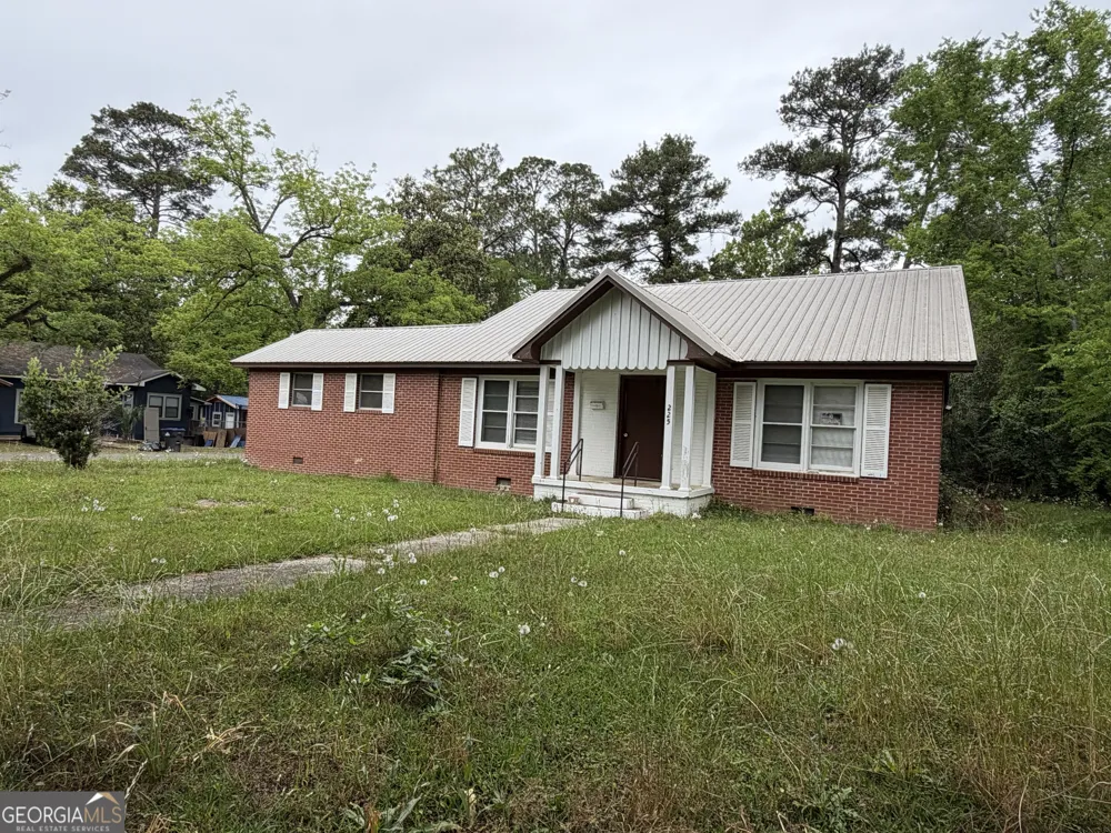 225 W Jessamine ST Fitzgerald, GA 31750