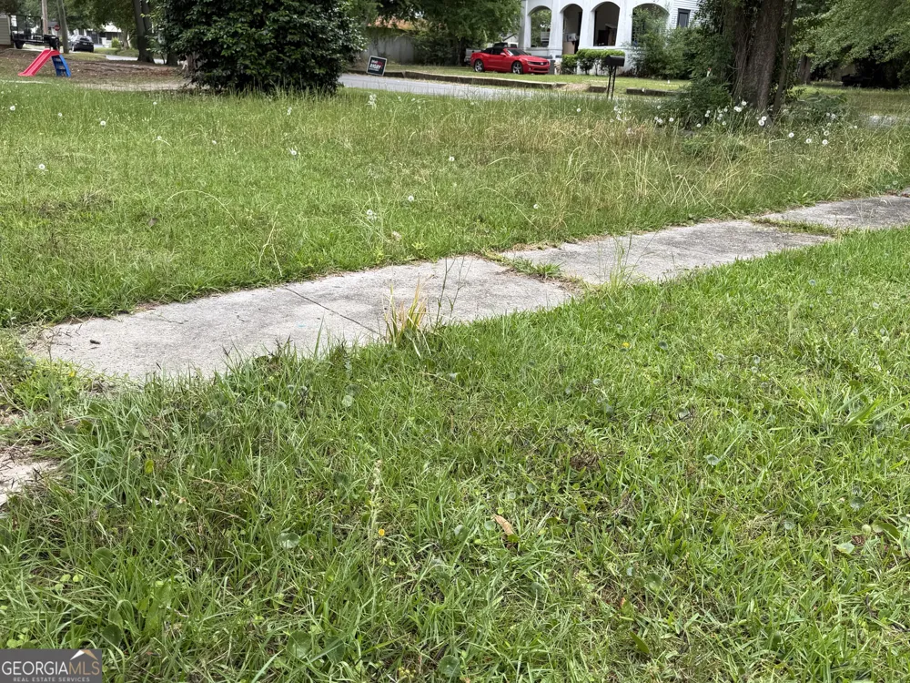 225 W Jessamine ST Fitzgerald, GA 31750